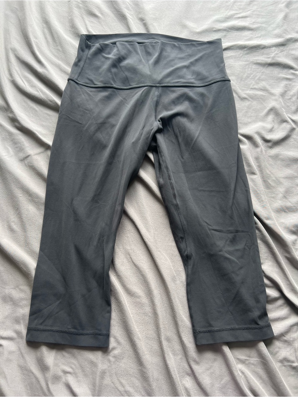 Lululemon Align High Rise Crop 17" - Picture 5 of 9